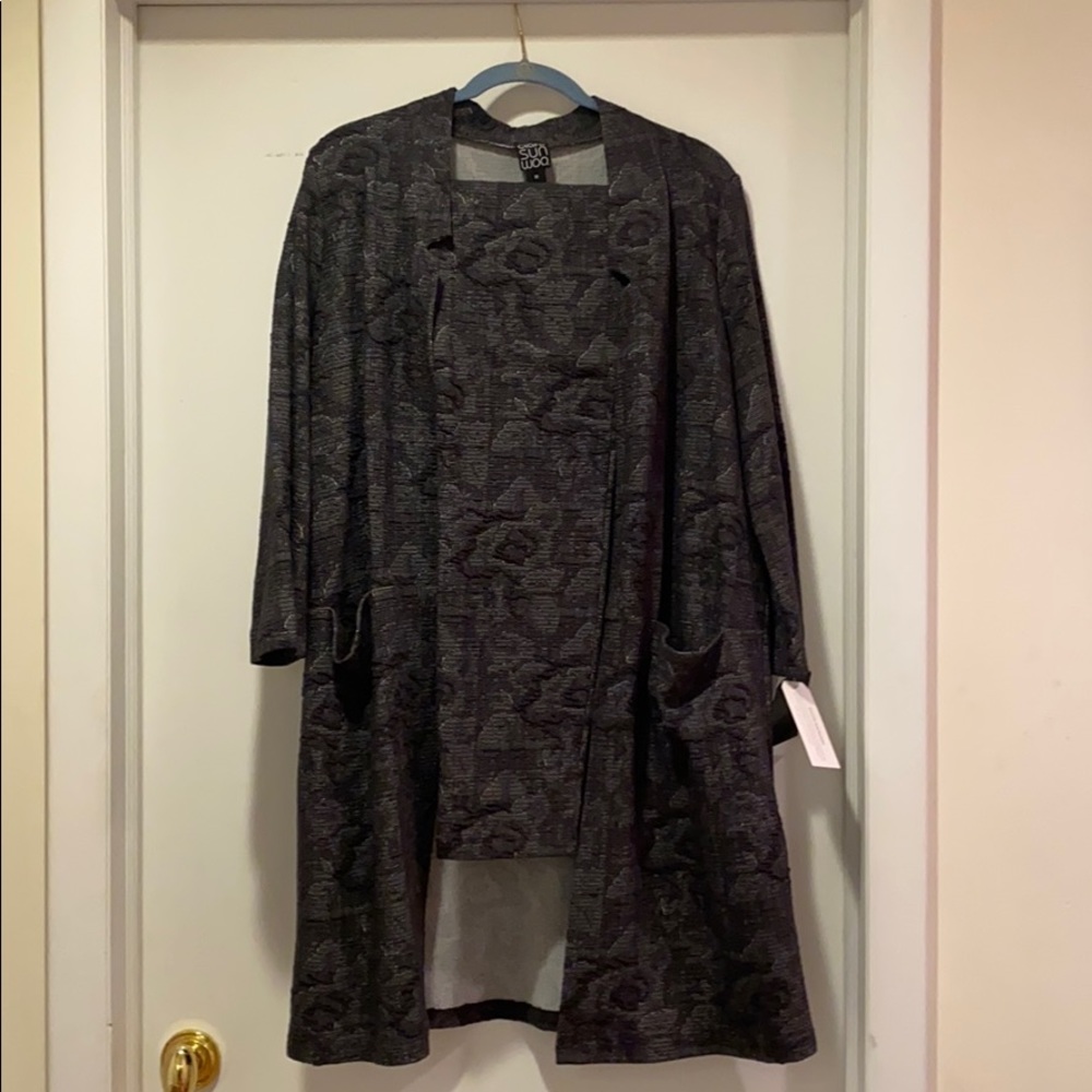 2 piece floral pattern cardigan & pant - Picture 6 of 6